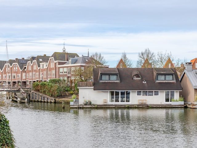 Slapershaven 14, Hoorn