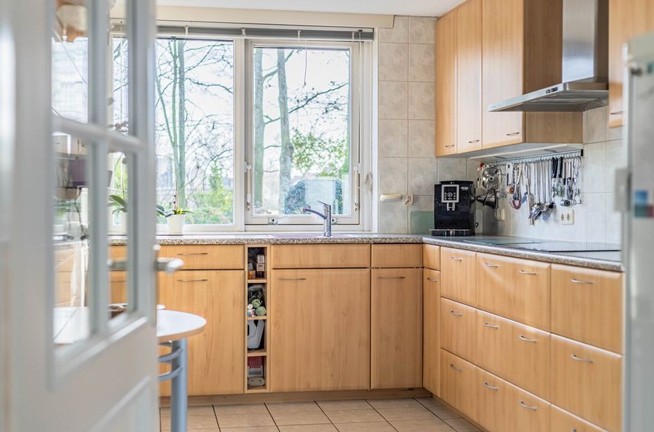 Domela Nieuwenhuisstraat 45