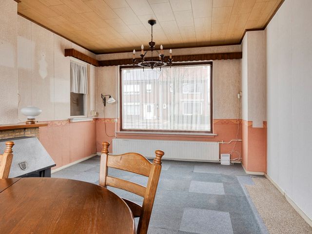 Burg. IJsebaertstraat 3, Sint Jansteen