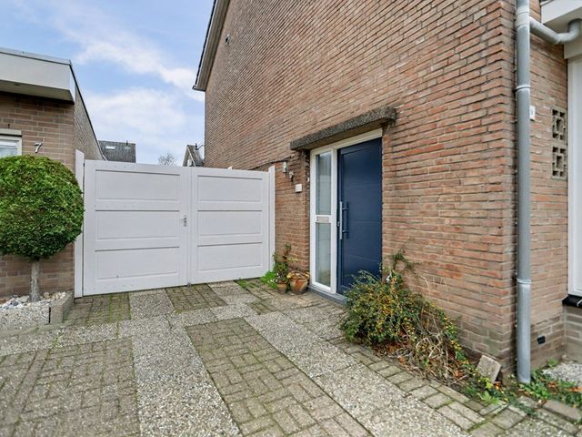 Schrikspad 9, Udenhout