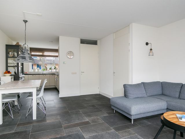 Schaarwei 30, Barendrecht