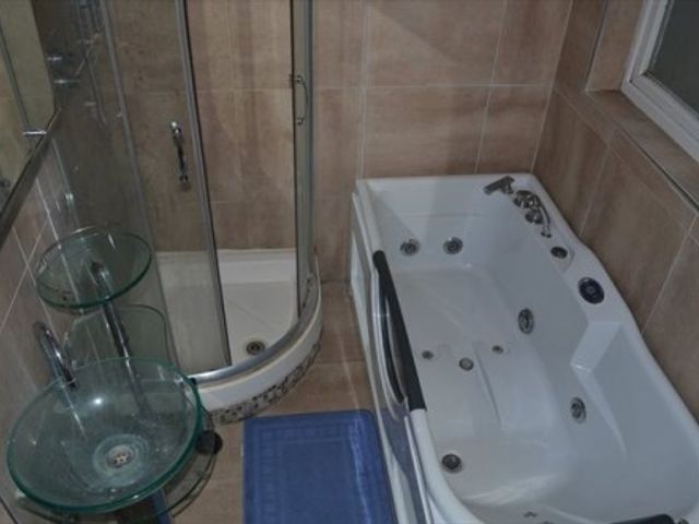 Hendrik Zwaardecroonstraat , Den Haag