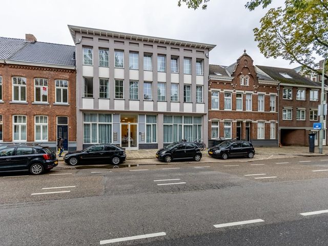 Minderbroederssingel 33B03, Roermond