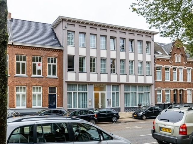 Minderbroederssingel 33A03, Roermond