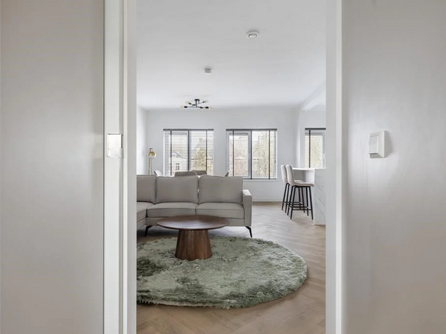 Burg de Raadtsingel 77B, Dordrecht