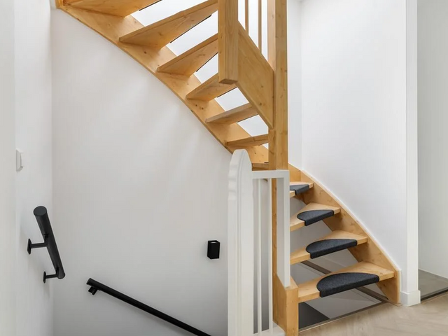 Burg de Raadtsingel 77B, Dordrecht