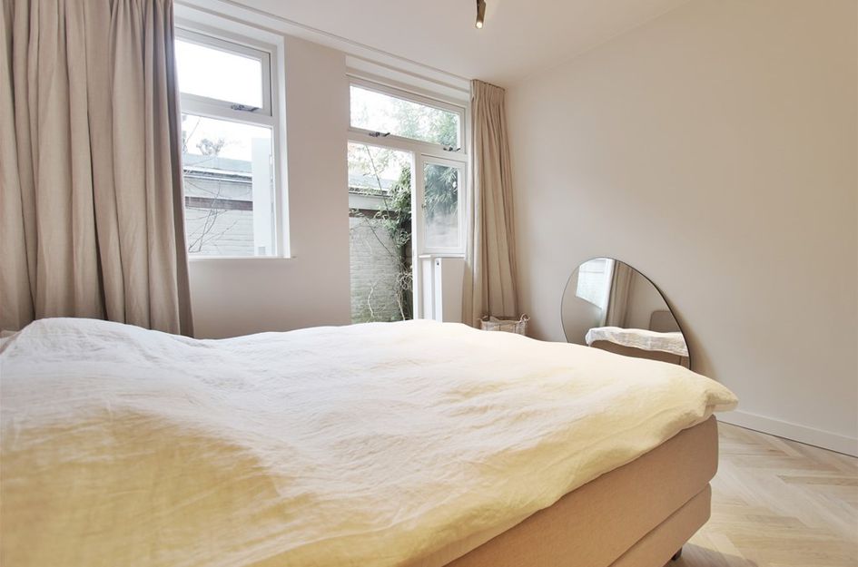 Noorderdwarsstraat 8