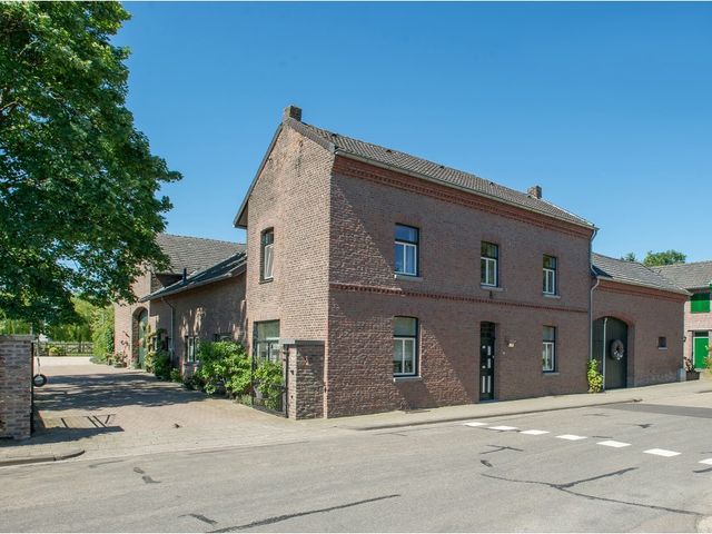 Dorpsstraat 44, Bingelrade