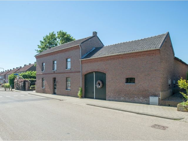 Dorpsstraat 44, Bingelrade