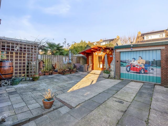 Koekoekstraat 9, Zwijndrecht