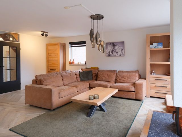 Klavergriend 77B, Almere