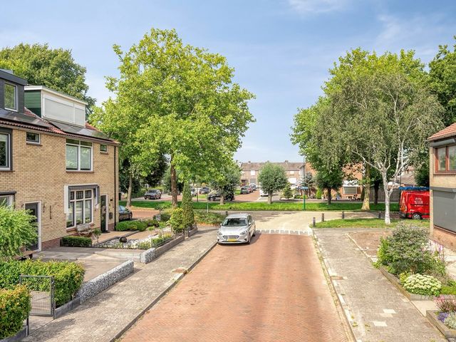 Rikkert Jacobstraat 35, Bunschoten-Spakenburg