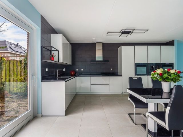 Beekjufferhof 1, 's-Gravenhage