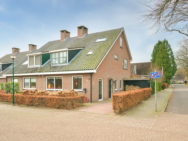 Bezaan 27, Veenendaal