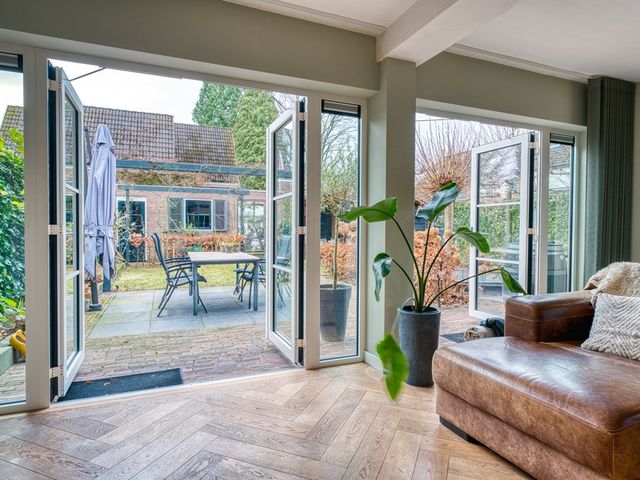 Bezaan 27, Veenendaal