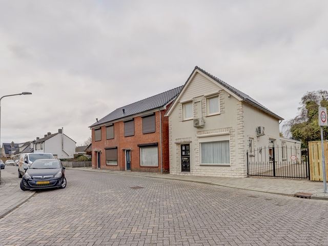 Achterhoeksestraat 2, Rucphen