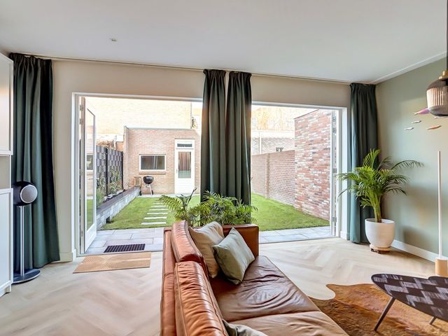 Sint Jacobstraat 27, Tilburg