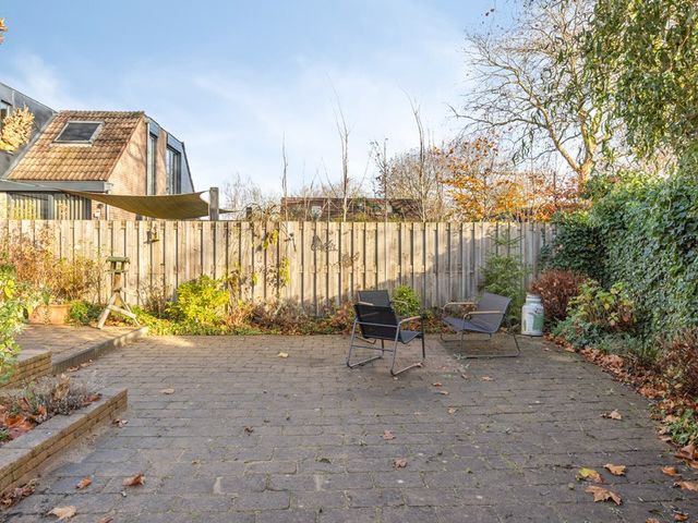 Carolinen 8, Capelle aan den IJssel