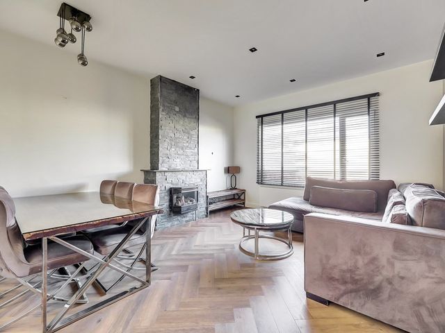 Burgemeester van der Veldestraat 4, Den Haag