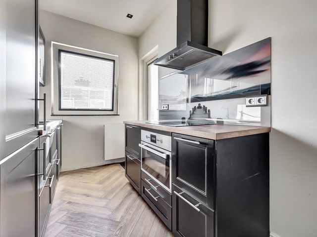 Burgemeester van der Veldestraat 4, Den Haag