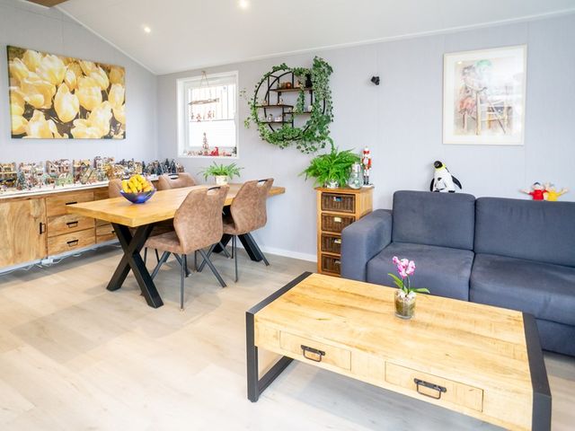 Oosteinderweg 83 051, Wognum