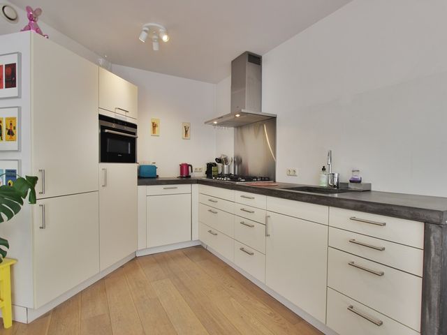 Utrechtsedwarsstraat 129E, Amsterdam