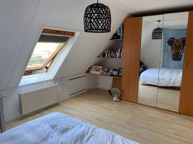 Lakenburg 42, Hoofddorp