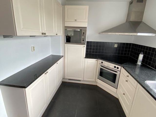 Lakenburg 42, Hoofddorp