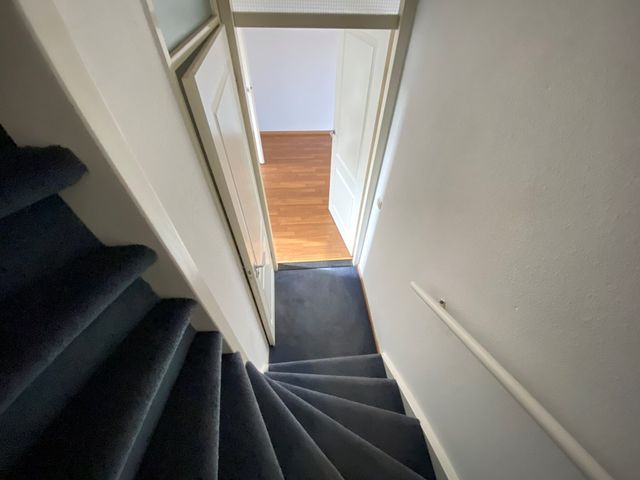 Lakenburg 42, Hoofddorp