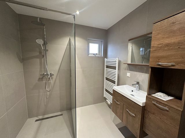 Lakenburg 42, Hoofddorp