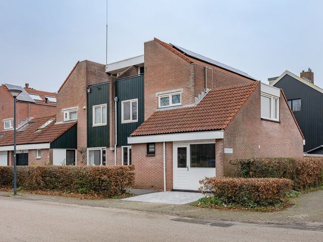Het Gangwerk 50, Hoorn