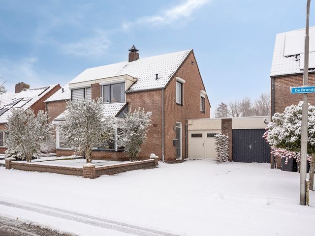 de Branden 21, Sprundel