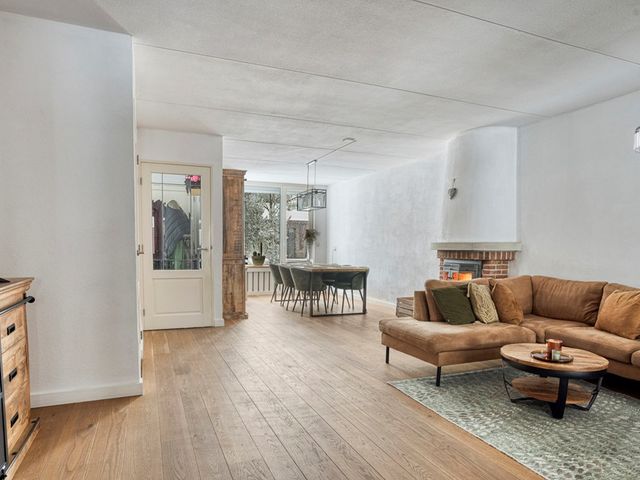 de Branden 21, Sprundel