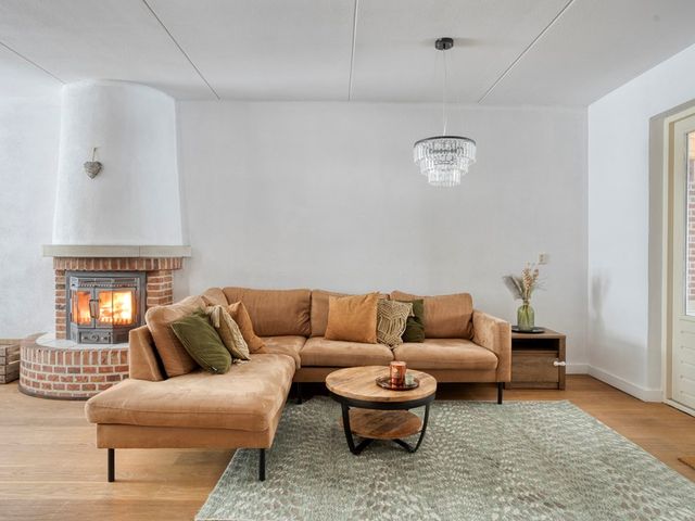 de Branden 21, Sprundel