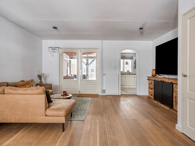 de Branden 21, Sprundel