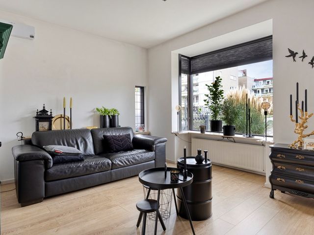 Koninginneweg 28, Zwijndrecht