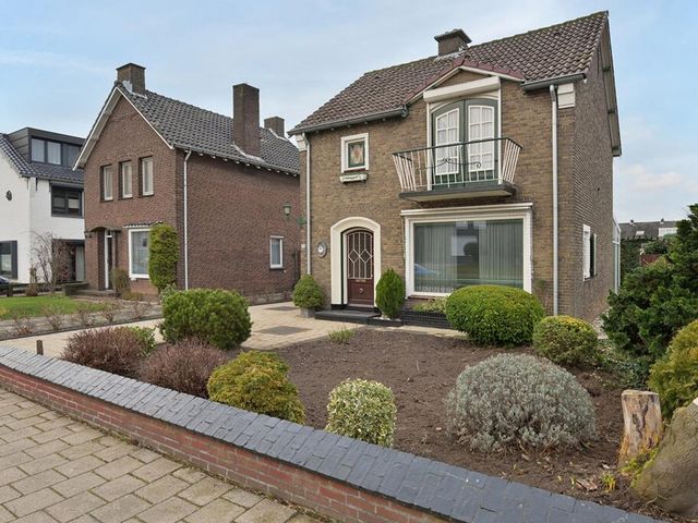 Mgr. Claessensstraat 32, Sittard