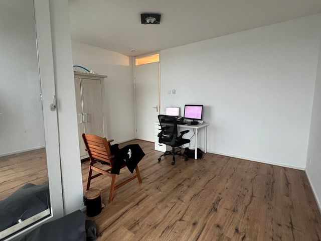 Escamplaan 864C, 's-Gravenhage