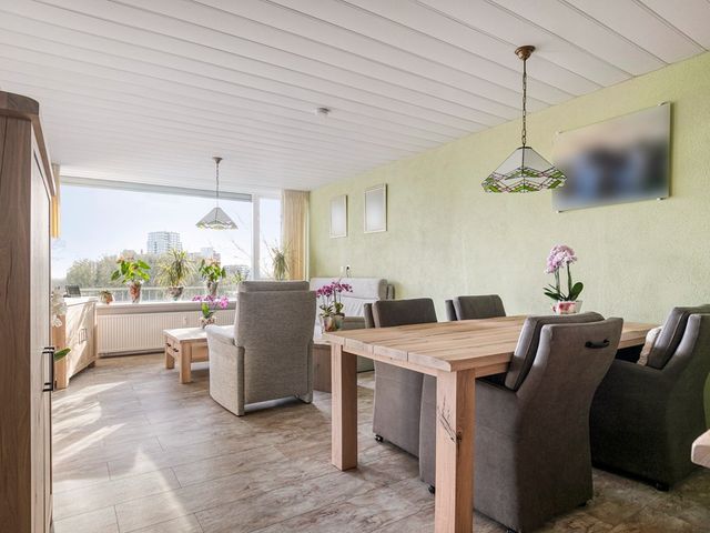 Nieuwendamlaan 166, 's-Gravenhage