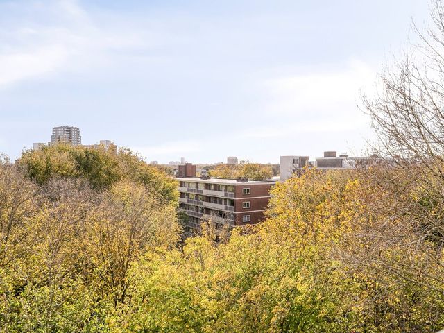 Nieuwendamlaan 166, 's-Gravenhage