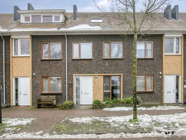 Lient 23, Hooglanderveen