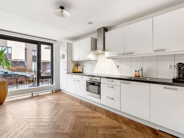 Azorenweg 37, Almere