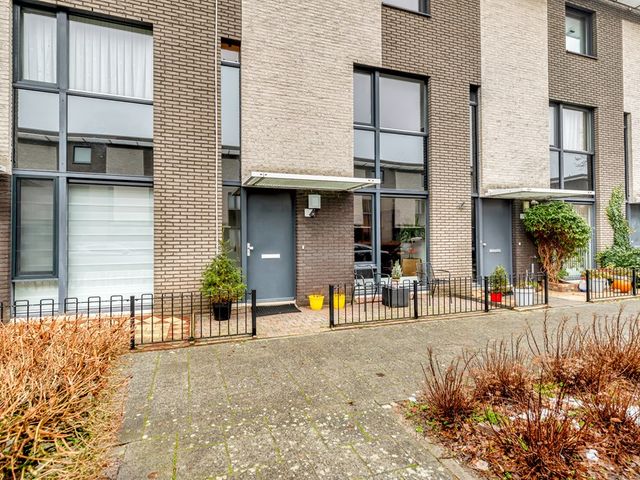 Azorenweg 37, Almere