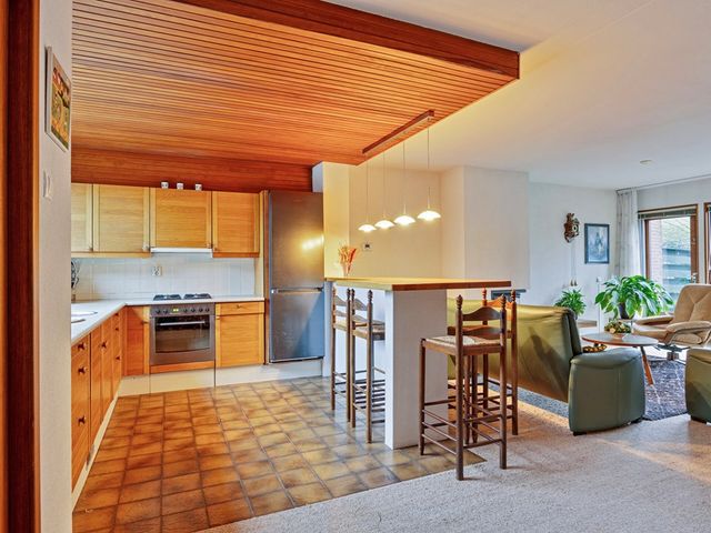 Fluitekruidzoom 8, Leiderdorp