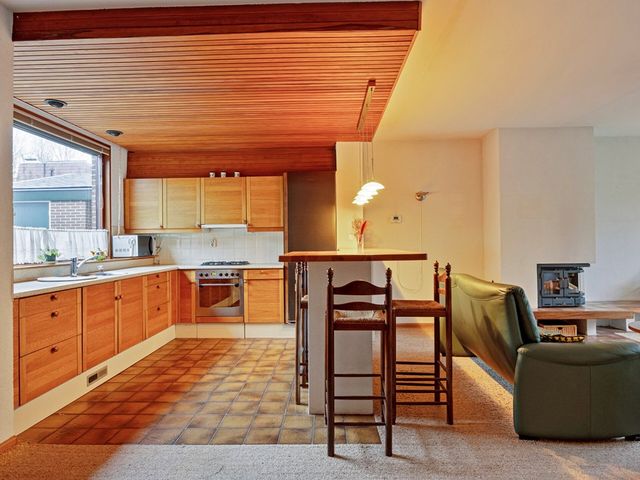 Fluitekruidzoom 8, Leiderdorp