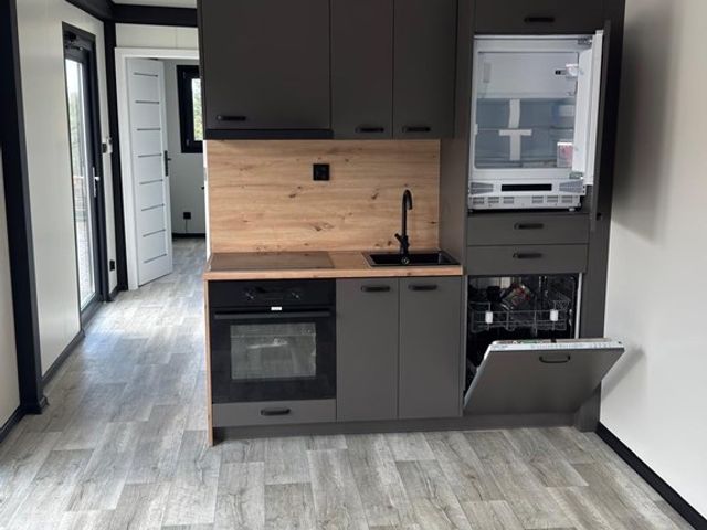 Genenberg 19, Broekhuizen