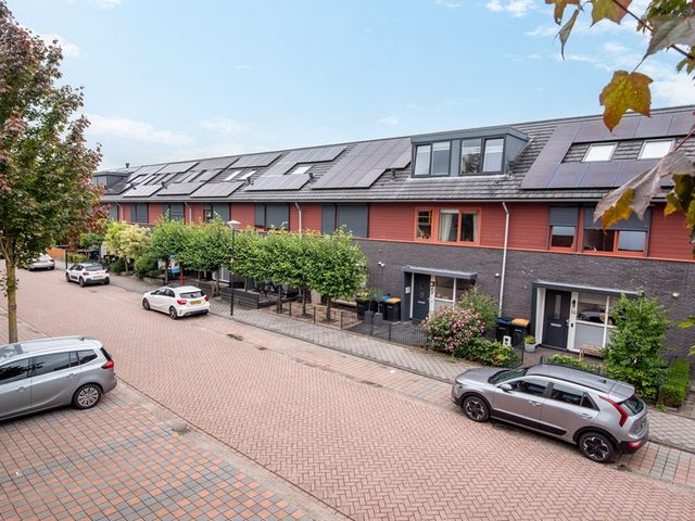 Bolder 9, Bunschoten-Spakenburg