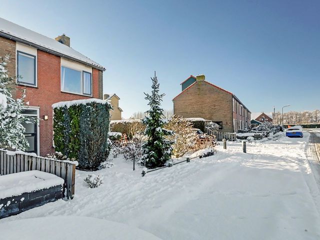 Ridder van Dorplaan 14, Zuid-Beijerland