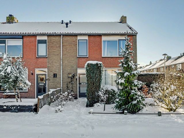 Ridder van Dorplaan 14, Zuid-Beijerland