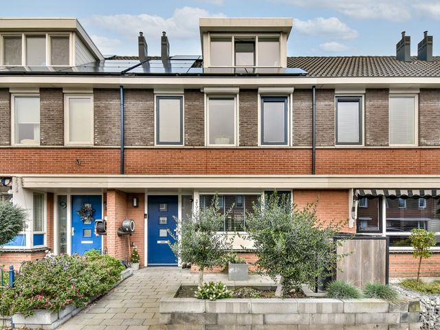 Legatostraat 11, Hellevoetsluis